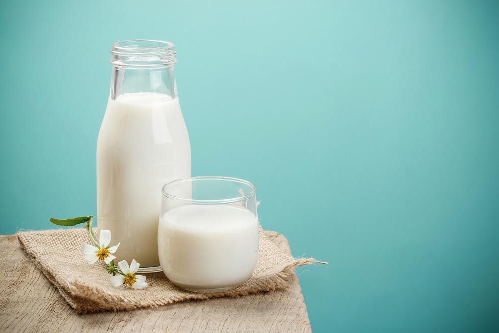 Kapan Waktu Terbaik Minum Susu? (Donot6 studio/shutterstock)