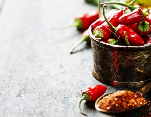 Balita Gemar Makan Pedas, Sehatkah bagi Pencernaannya?