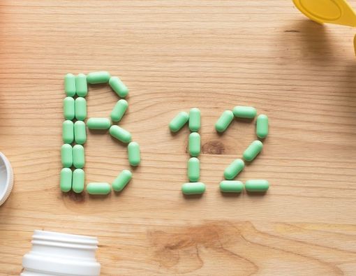 Penyebab Lansia Kurang Vitamin B12 dan Dampak Buruknya