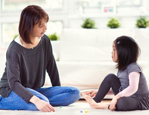 Pentingnya Mengajarkan 3 Kata “Ajaib” Ini pada Anak