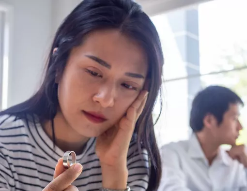 10 Tanda-Tanda untuk Memutuskan Kapan Harus Bercerai