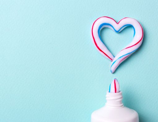 Pasta Gigi untuk Mengencangkan Payudara, Memang Bisa?