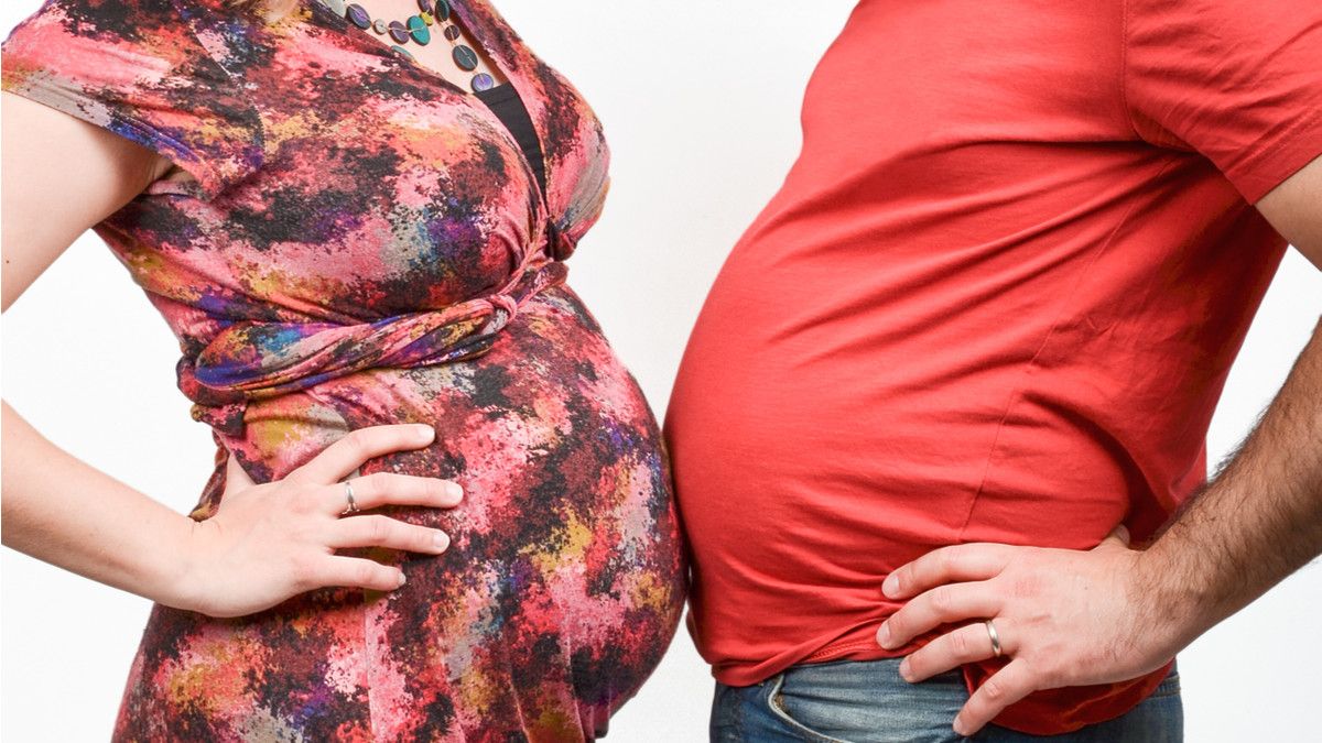 Suami Ikut Hamil Saat Istri Sedang Mengandung, Benarkah?