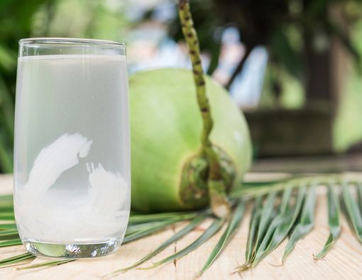 11 Manfaat Air Kelapa untuk Kesehatan Tubuhmu