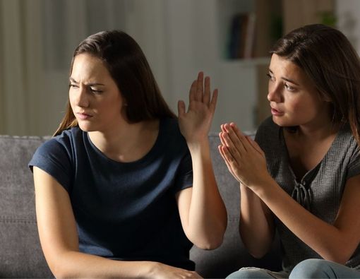 Dikhianati Teman Dekat, Ini Tips Menghadapinya Menurut Psikolog