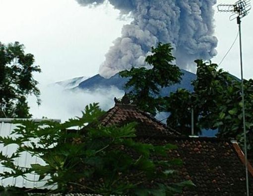 Gunung Agung Erupsi Lagi, Waspada Penyakit akibat Gunung Meletus Ini