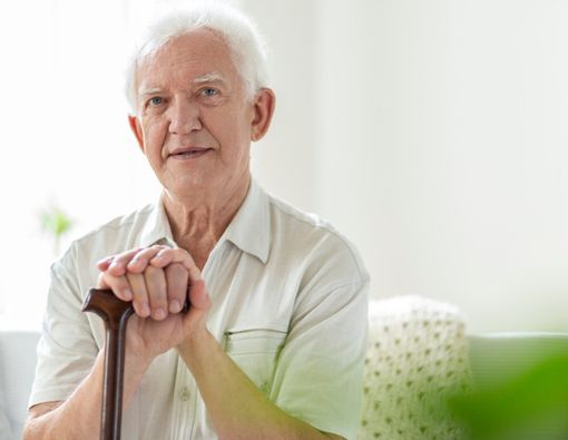 Hati-hati, Ini Dampak Osteoporosis pada Pria Lansia