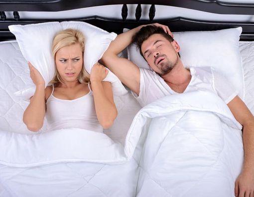 8 Hal yang Bikin Pasangan Anda Ngorok