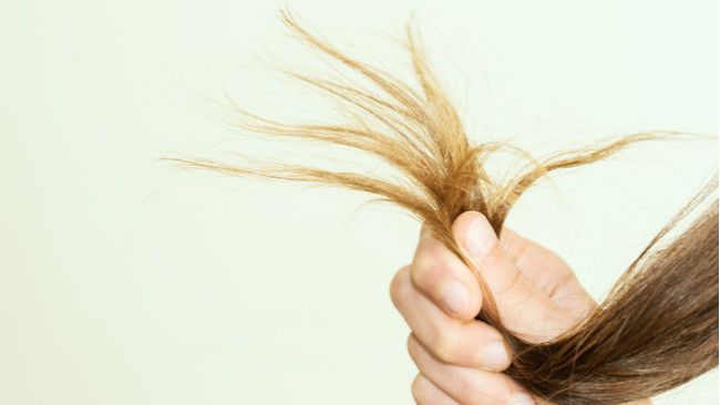 6 Kesalahan yang Bikin Rambut Cepat Rusak