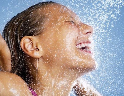 Kulit Terbakar Akibat Sinar Matahari: Cara Mengatasi dan Mencegahnya