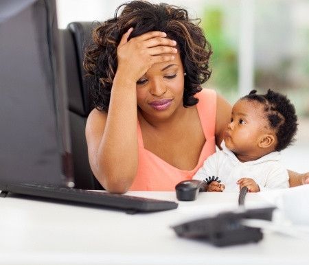 Menjadi Ibu, Pekerjaan Paling Stres di Dunia?