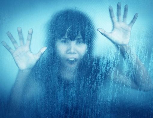 Loh, Memangnya Kesurupan Bisa Menular?