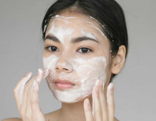 5 Kesalahan yang Sering Dilakukan Saat Mencuci Muka