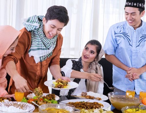 10 Cara Berbuka Puasa yang Benar dan Sehat Menurut Medis
