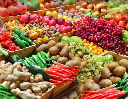 Tingkatkan Daya Tahan Tubuh Lewat Warna Makanan