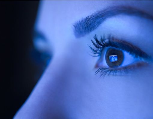 Kerja #DiRumahAja Bisa Ganggu Kesehatan Mata, Mengapa?