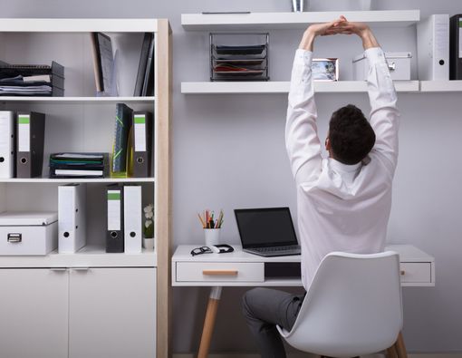 5 Gerakan Sederhana di Kantor untuk Jantung Sehat