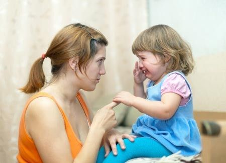 Cara Mengatasi Si Kecil yang Suka Merengek