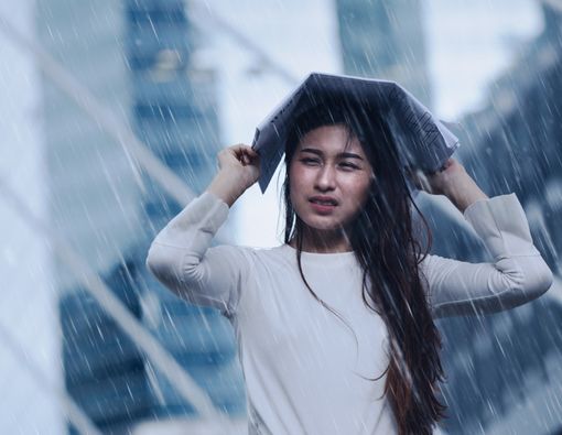Tips agar Tak Pusing Setelah Kehujanan