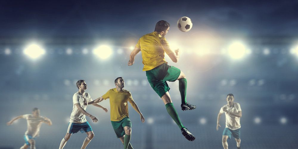 Benarkah Sering Menyundul Bola Bisa Bahayakan Kesehatan?