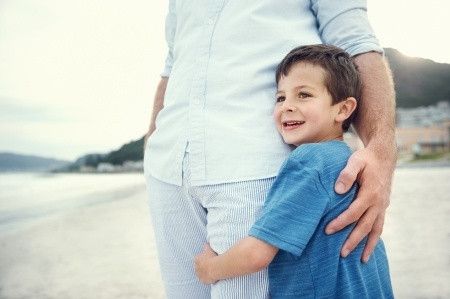 3 Cara Lindungi Si Kecil dari Ancaman Kekerasan