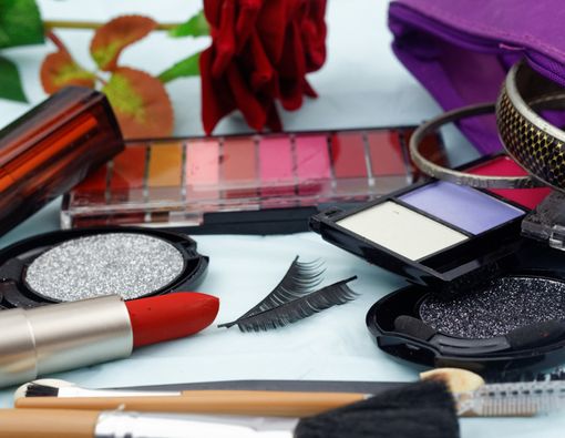 Ini Bahayanya Jika Pakai Kosmetik Oplosan