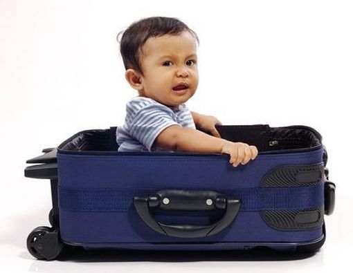 Kiat Menyiapkan MPASI Selama Perjalanan