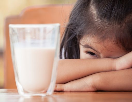 10 Penyebab Anak Tidak Mau Minum Susu, Orang Tua Harus Tahu
