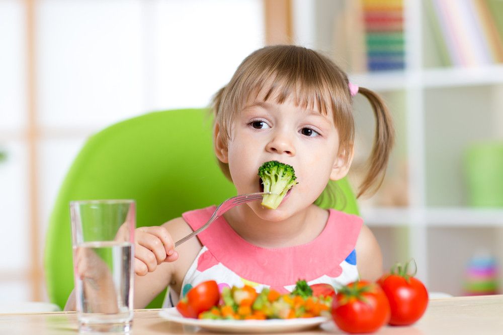 Tips Mengarahkan Anak yang Ingin Menjalani Diet Vegan