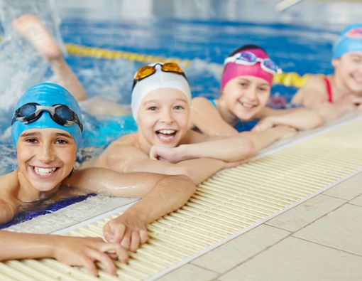 Mungkinkah Tertular Diare dari Kolam Renang?