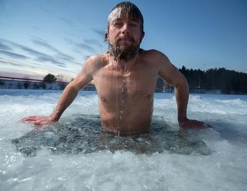 Mandi Air Dingin Redakan Cedera, Benarkah?