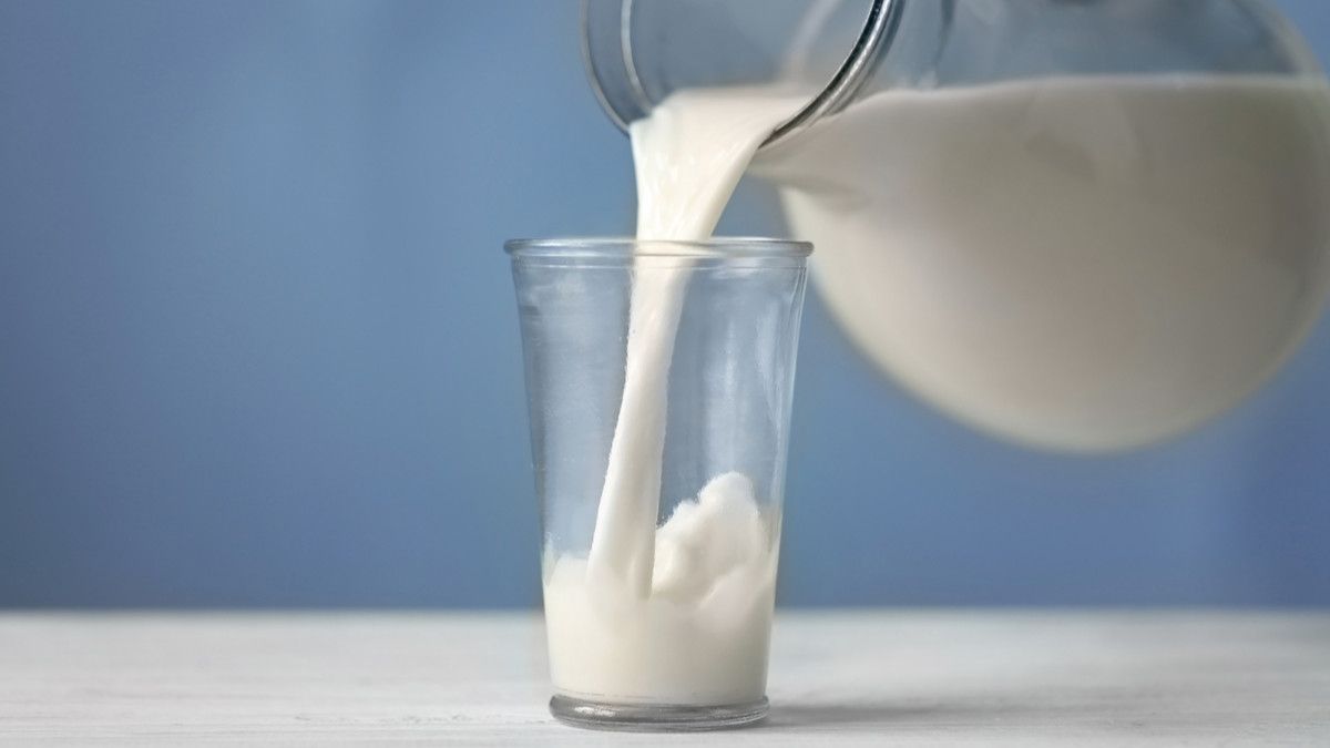 Minum Susu saat Sahur Bisa Bikin Kenyang Lebih Lama? Ini Faktanya!