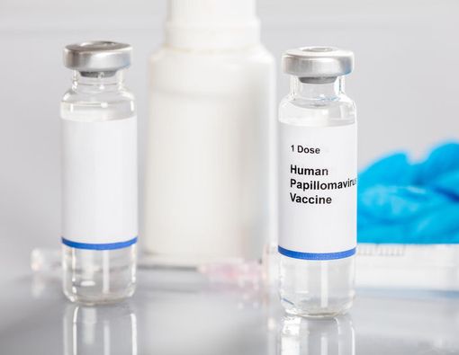 Kanker Serviks Bisa Dicegah dengan Vaksin