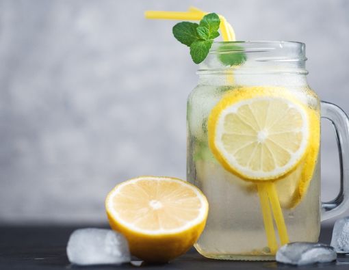 Manfaat Lemon untuk Mengatasi Radang Tenggorokan