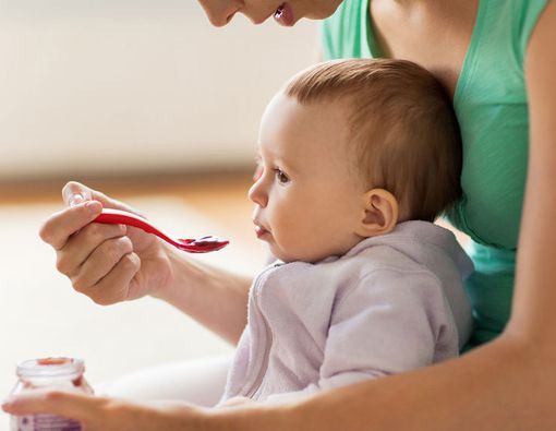 Baca Ini Sebelum Berikan Puree Buah untuk MPASI si Kecil