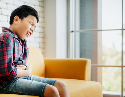 12 Cara Jitu Mengatasi Sembelit pada Anak