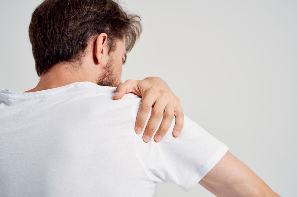 Ini Cara Hilangkan Kaku pada Bahu