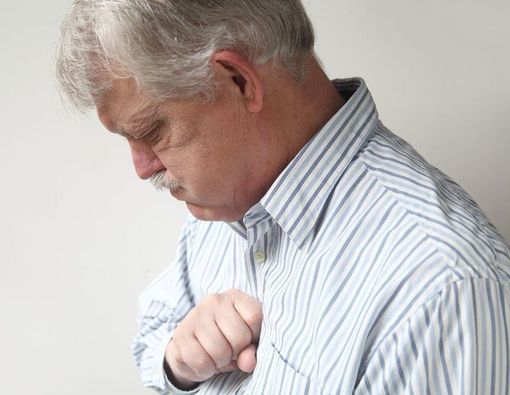 Batuk Tidak Disarankan Saat Serangan Jantung