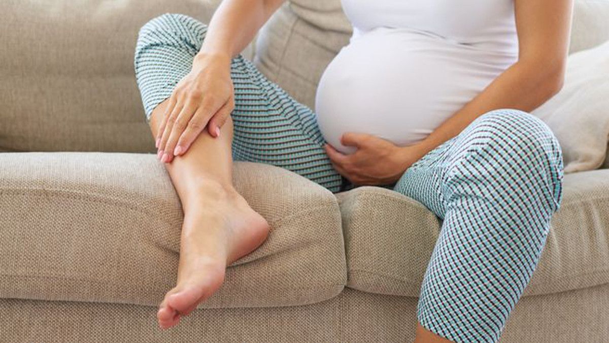 8 Cara Ampuh untuk Mengatasi Kram Kaki saat Hamil