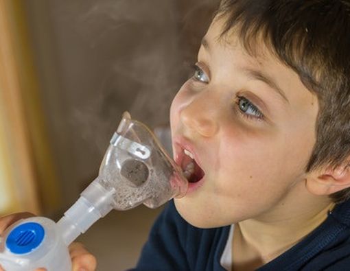 Cara Alami Mengobati Sakit Tenggorokan dan Hidung Tersumbat Pada Anak