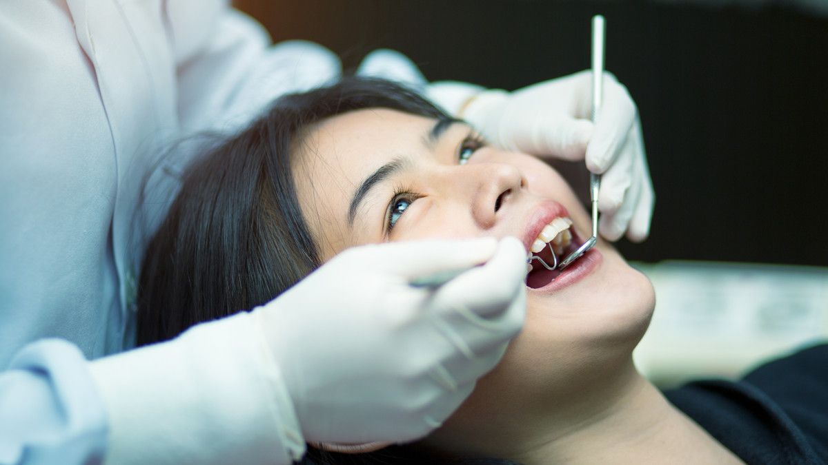 Gigi Berlubang, Ditambal atau Dicabut?