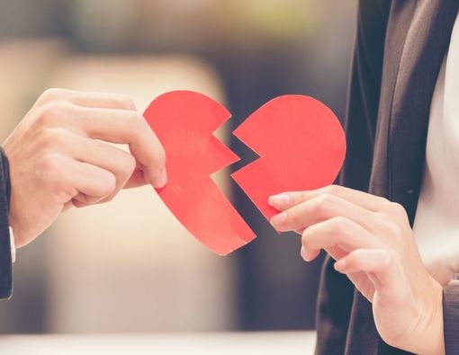 Benching, Menggantung Cinta yang Lebih Sadis dari PHP