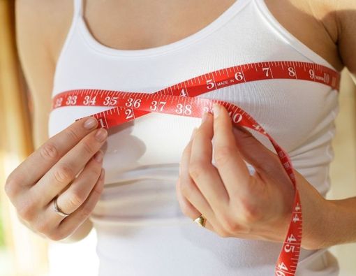 Berbagai Faktor yang Menentukan Ukuran Payudara Wanita