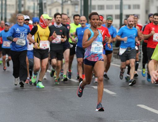 Perlukah Cek Kesehatan Sebelum Ikut Lari Maraton?