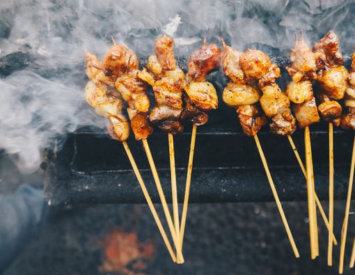 Makan Satai Picu Kanker, Mitos atau Fakta?