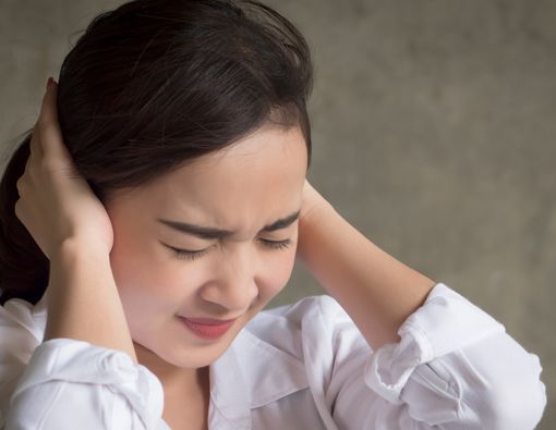 Telinga Sering Berdengung, Apa yang Salah?