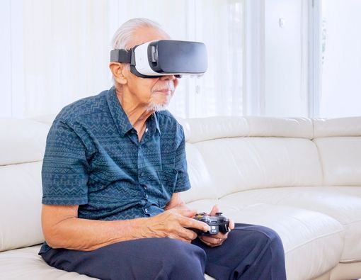 Manfaat Bermain Video Game untuk Fungsi Kognitif Lansia