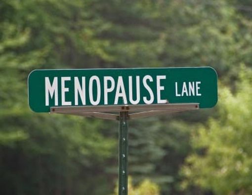 Mengapa Menopause Bisa Menyebabkan Osteoporosis?