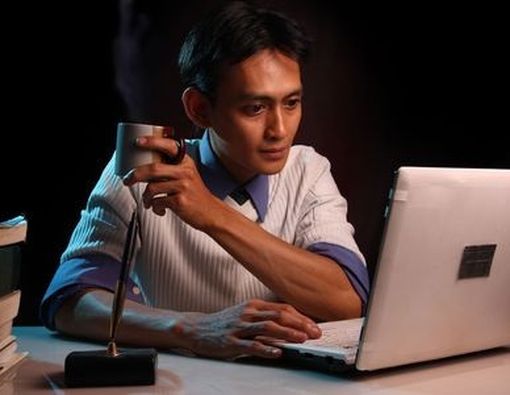 Gangguan Kesehatan pada Pekerja Shift Malam