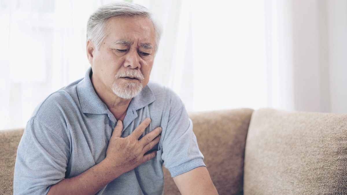 Penyebab Jantung Berdebar dan Sakit Kepala Bersamaan